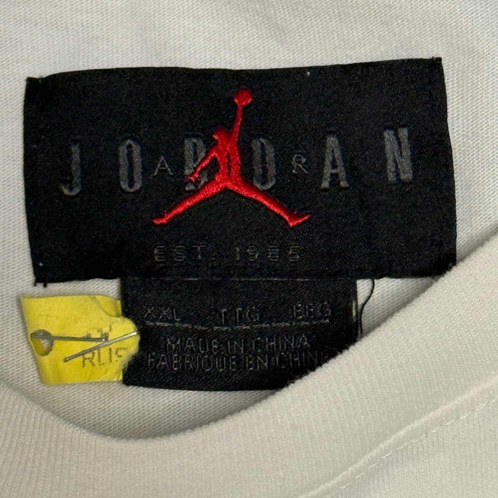 Air Jordan 4 Legacy Woven Labels T-Shirt 'White' - Picture 3 of 5